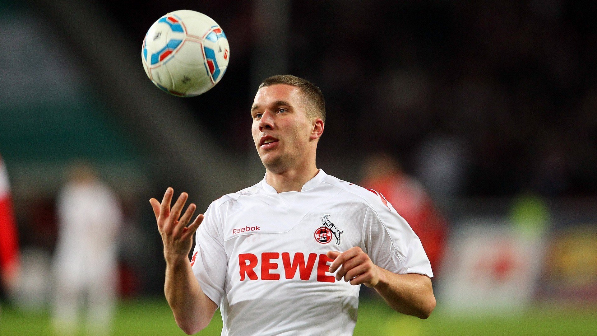 开云体育平台-沃尔夫斯堡签下新后卫，加强防线防守能力，沃尔夫斯堡最新阵容